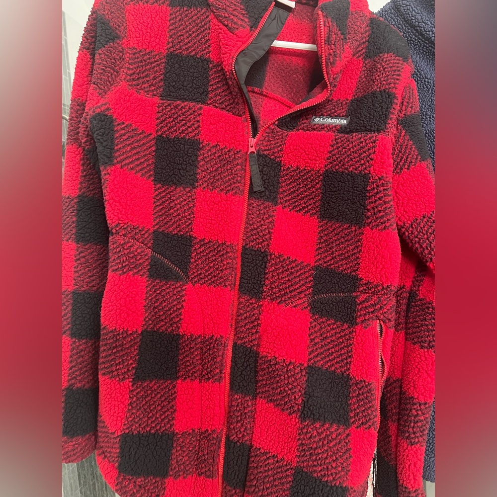 2 Columbia Red & Black Buffalo Plaid Fleece and Navy Sherpa Jacket Set